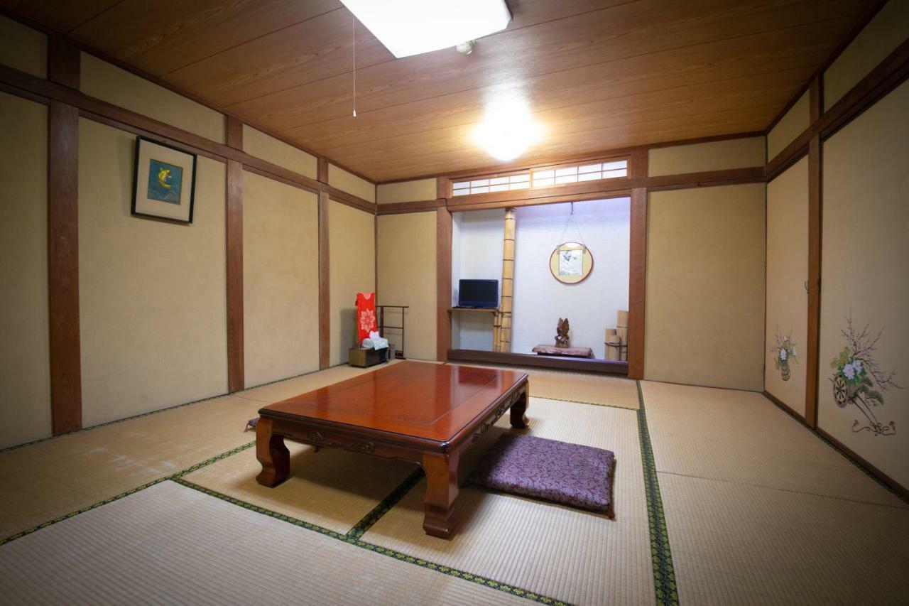 Kikaku Ryokan Бепу Екстериор снимка